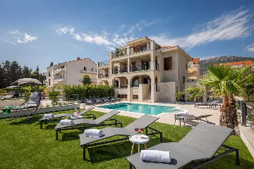 Contemporary Beachfront Villa with Pool, Kaštel Stari