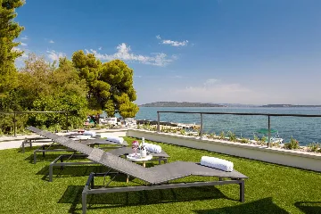 Contemporary Beachfront Villa with Pool, Kaštel Stari