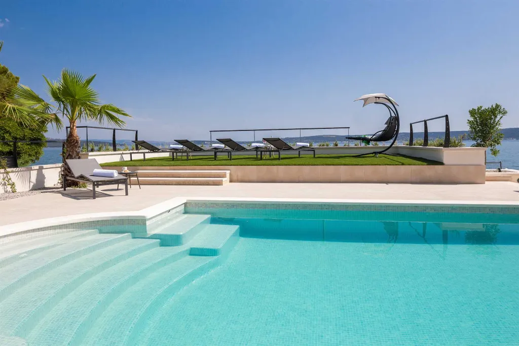 Contemporary Beachfront Villa with Pool, Kaštel Stari
