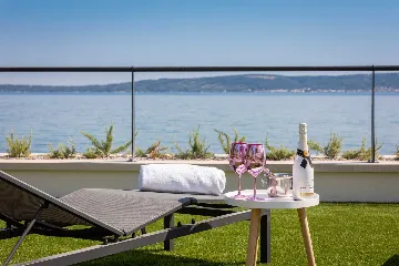Contemporary Beachfront Villa with Pool, Kaštel Stari
