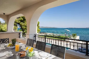 Contemporary Beachfront Villa with Pool, Kaštel Stari