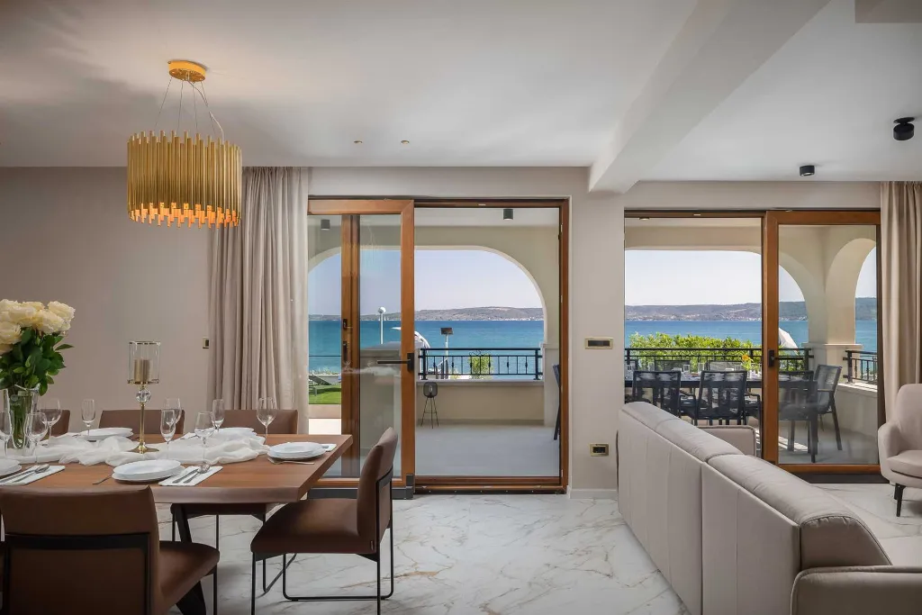 Contemporary Beachfront Villa with Pool, Kaštel Stari
