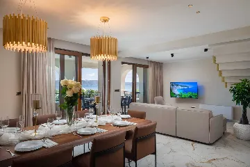 Contemporary Beachfront Villa with Pool, Kaštel Stari