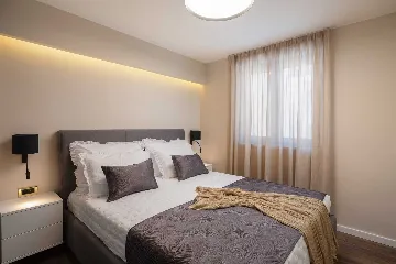 Contemporary Beachfront Villa with Pool, Kaštel Stari