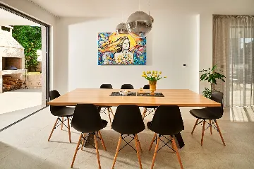 Modern Family Villa with Pool in Marina