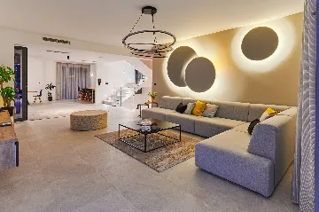 Modern Family Villa with Pool in Marina