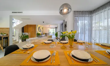 Modern Family Villa with Pool in Marina