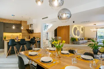 Modern Family Villa with Pool in Marina