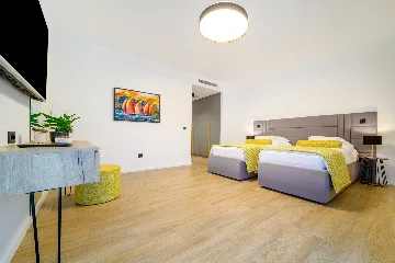 Modern Family Villa with Pool in Marina