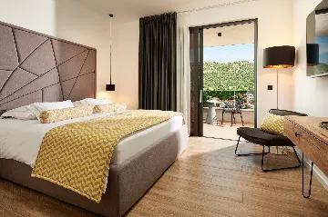 Modern Family Villa with Pool in Marina