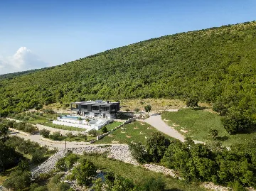 Panorama Retreat Villa with Pool, Labin