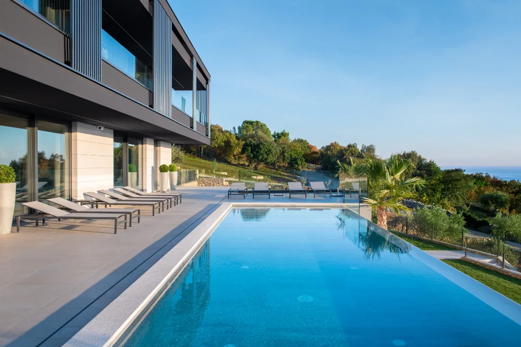 Panorama Retreat Villa with Pool, Labin