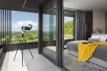 Panorama Retreat Villa with Pool, Labin