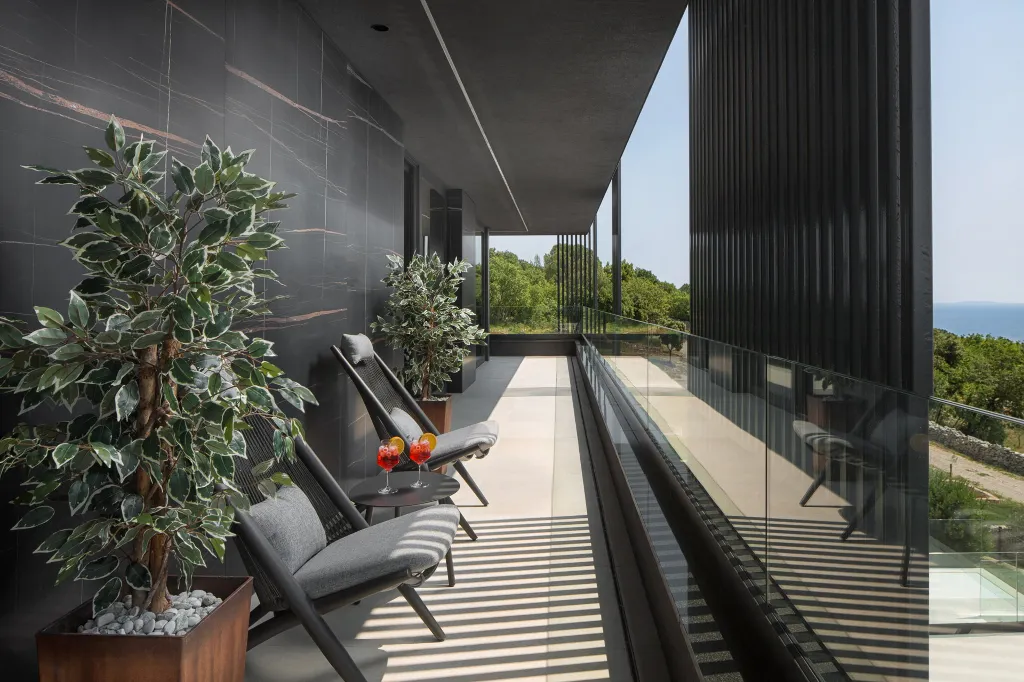 Panorama Retreat Villa with Pool, Labin