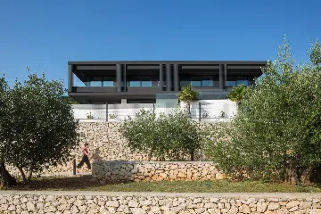 Panorama Retreat Villa with Pool, Labin