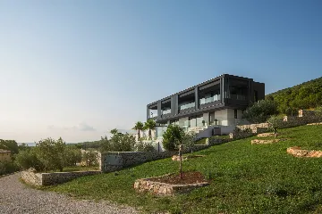 Panorama Retreat Villa with Pool, Labin