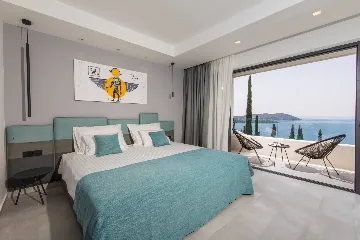 Modern Five-Bedroom Villa with Heated Pool, Orašac