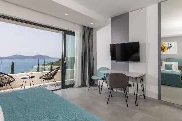 Modern Five-Bedroom Villa with Heated Pool, Orašac