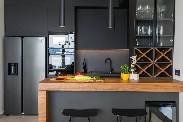 Modern Five-Bedroom Villa with Heated Pool, Orašac