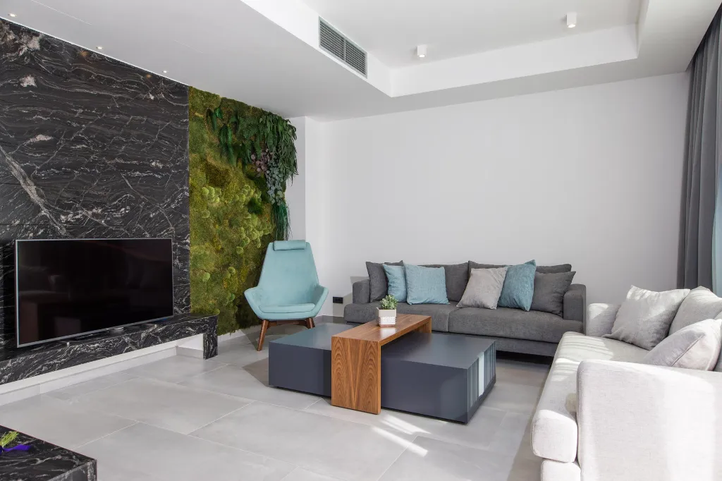 Modern Five-Bedroom Villa with Heated Pool, Orašac