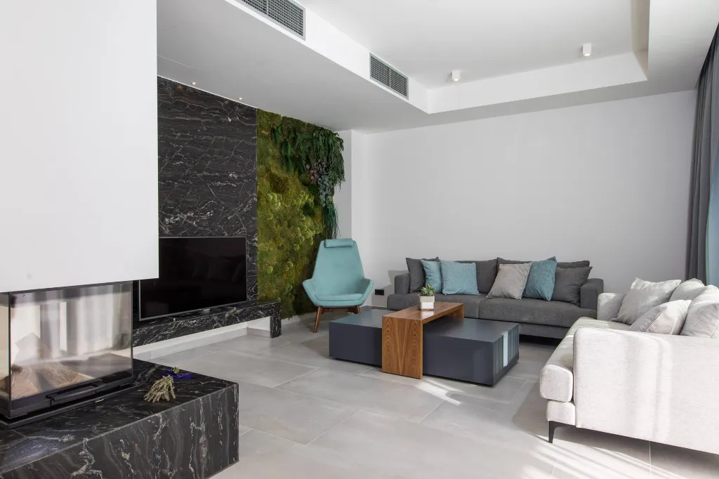 Modern Five-Bedroom Villa with Heated Pool, Orašac