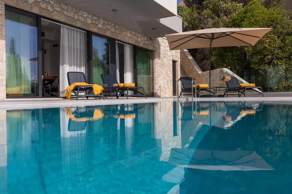 Modern Five-Bedroom Villa with Heated Pool, Orašac