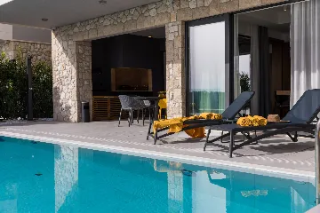 Modern Five-Bedroom Villa with Heated Pool, Orašac