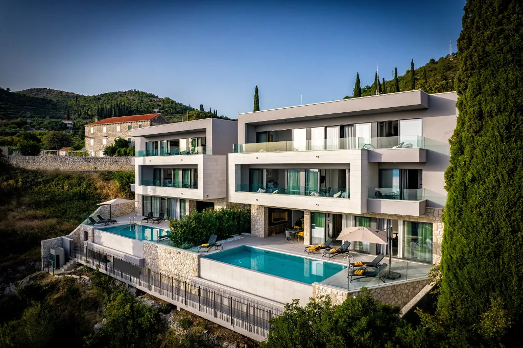 Modern Five-Bedroom Villa with Heated Pool, Orašac
