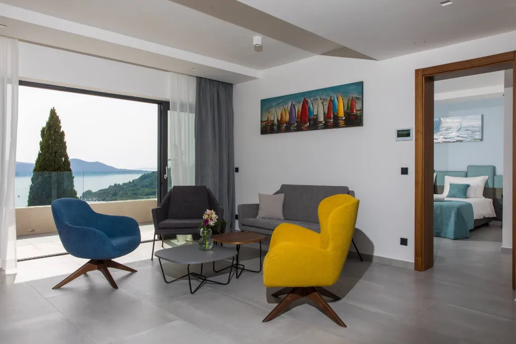 Contemporary Villa with Pool in Orašac