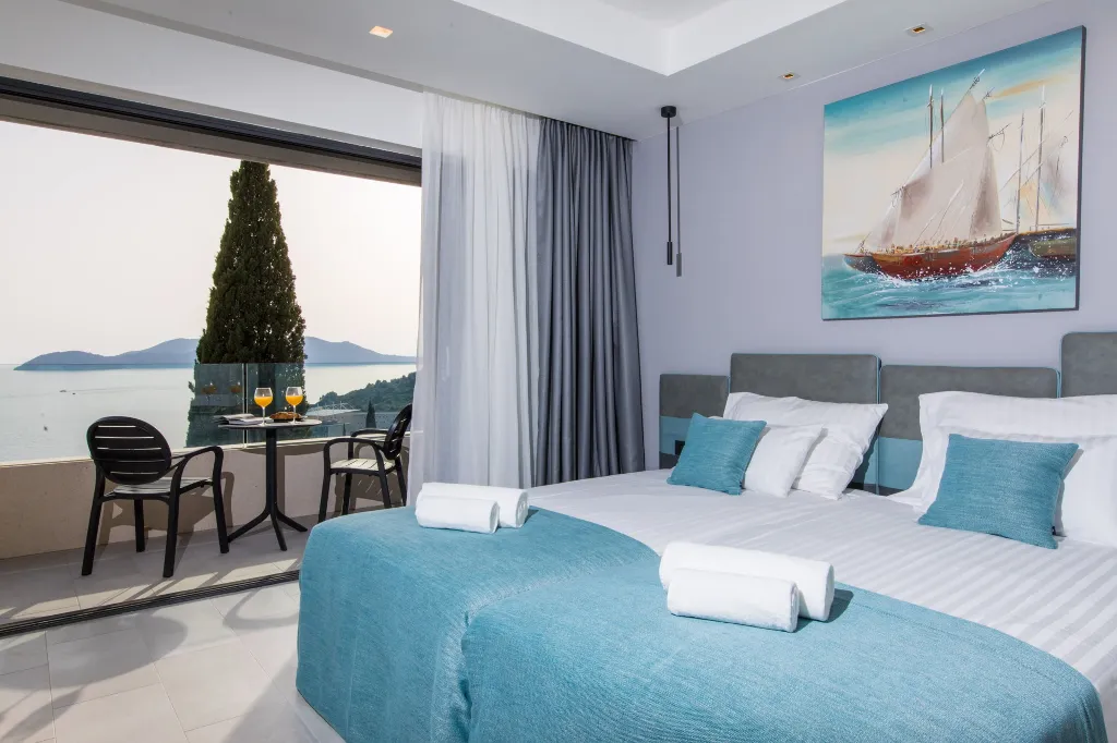 Contemporary Villa with Pool in Orašac