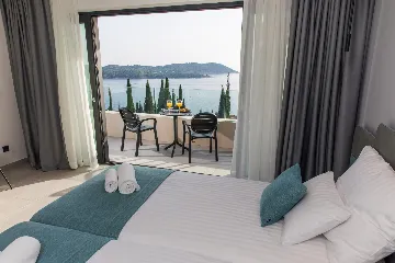 Contemporary Villa with Pool in Orašac