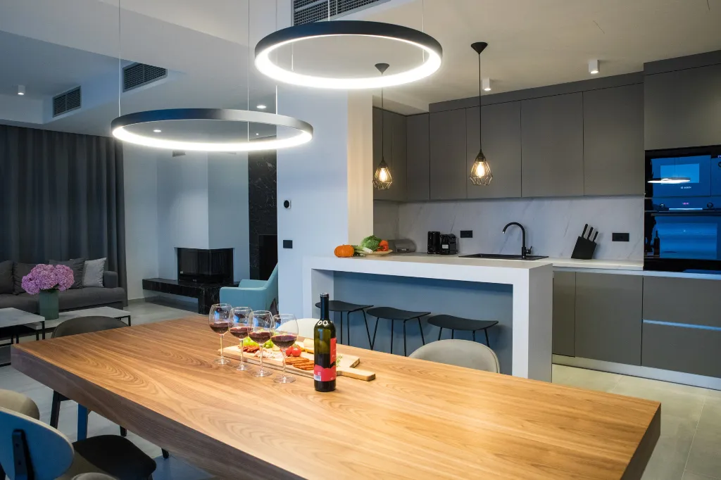 Contemporary Villa with Pool in Orašac