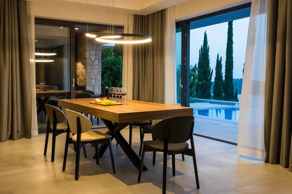 Contemporary Villa with Pool in Orašac