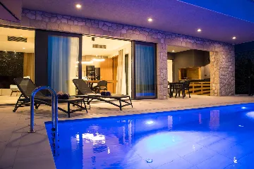 Contemporary Villa with Pool in Orašac
