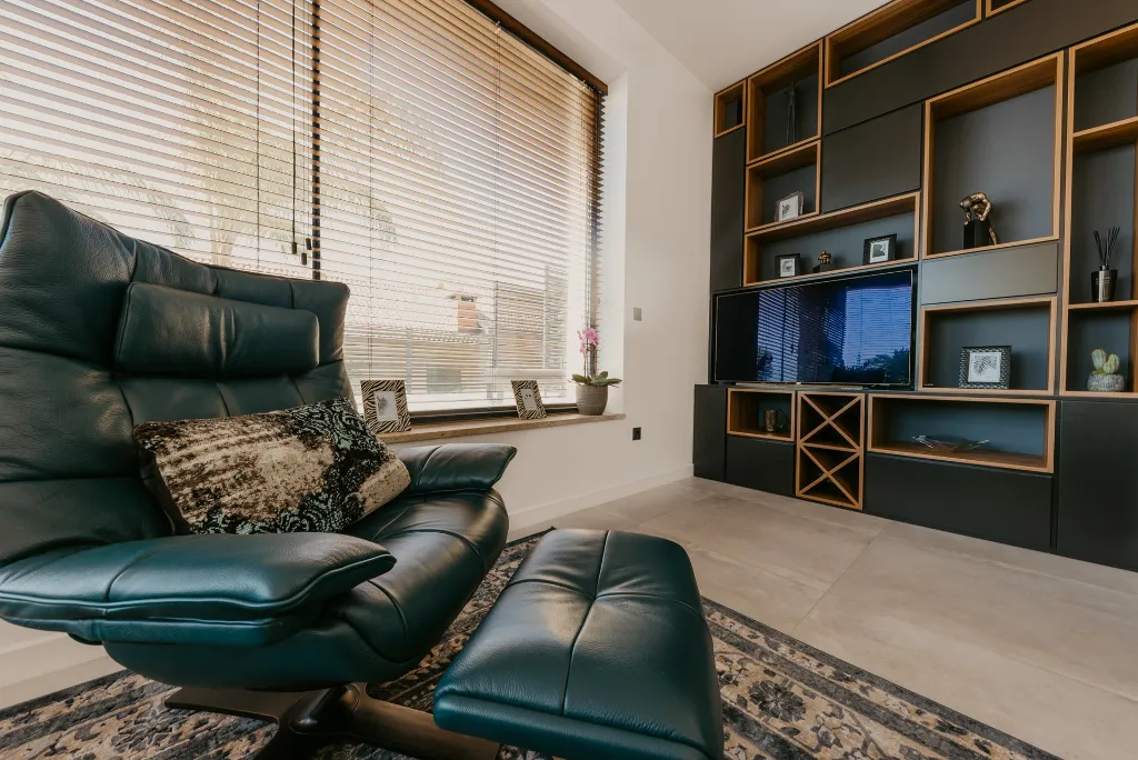 Modern 3-Bedroom Villa with Pool in Okrug Gornji