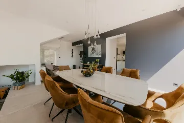 Modern 3-Bedroom Villa with Pool in Okrug Gornji