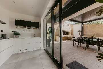 Modern 3-Bedroom Villa with Pool in Okrug Gornji