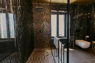 Modern 3-Bedroom Villa with Pool in Okrug Gornji