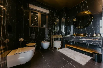 Modern 3-Bedroom Villa with Pool in Okrug Gornji