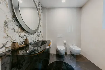 Modern 3-Bedroom Villa with Pool in Okrug Gornji