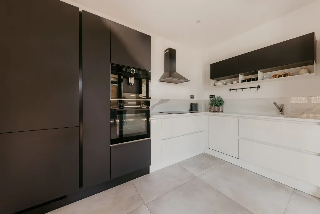 Modern 3-Bedroom Villa with Pool in Okrug Gornji