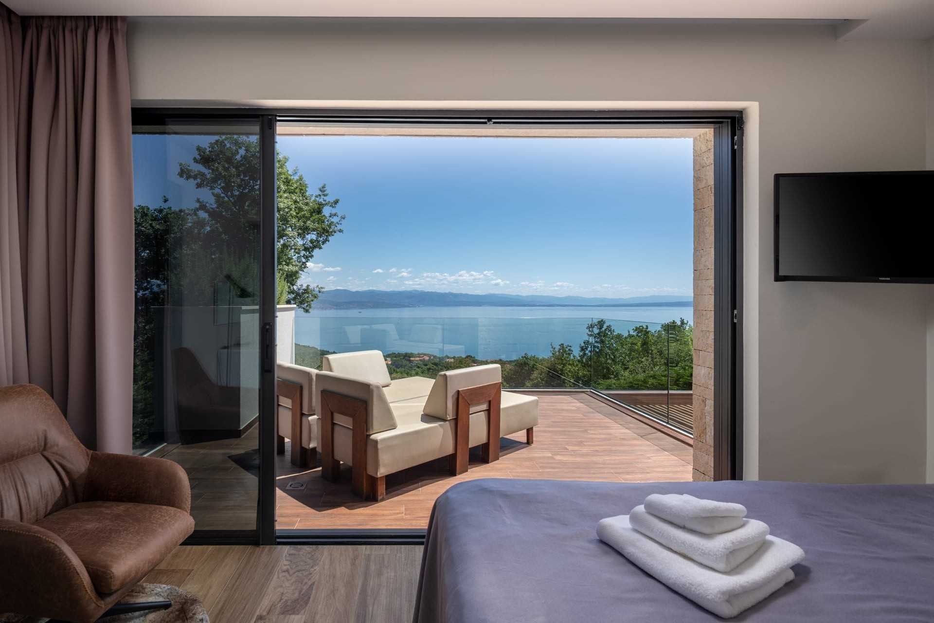 Luxury Villa Aspecta with Pool