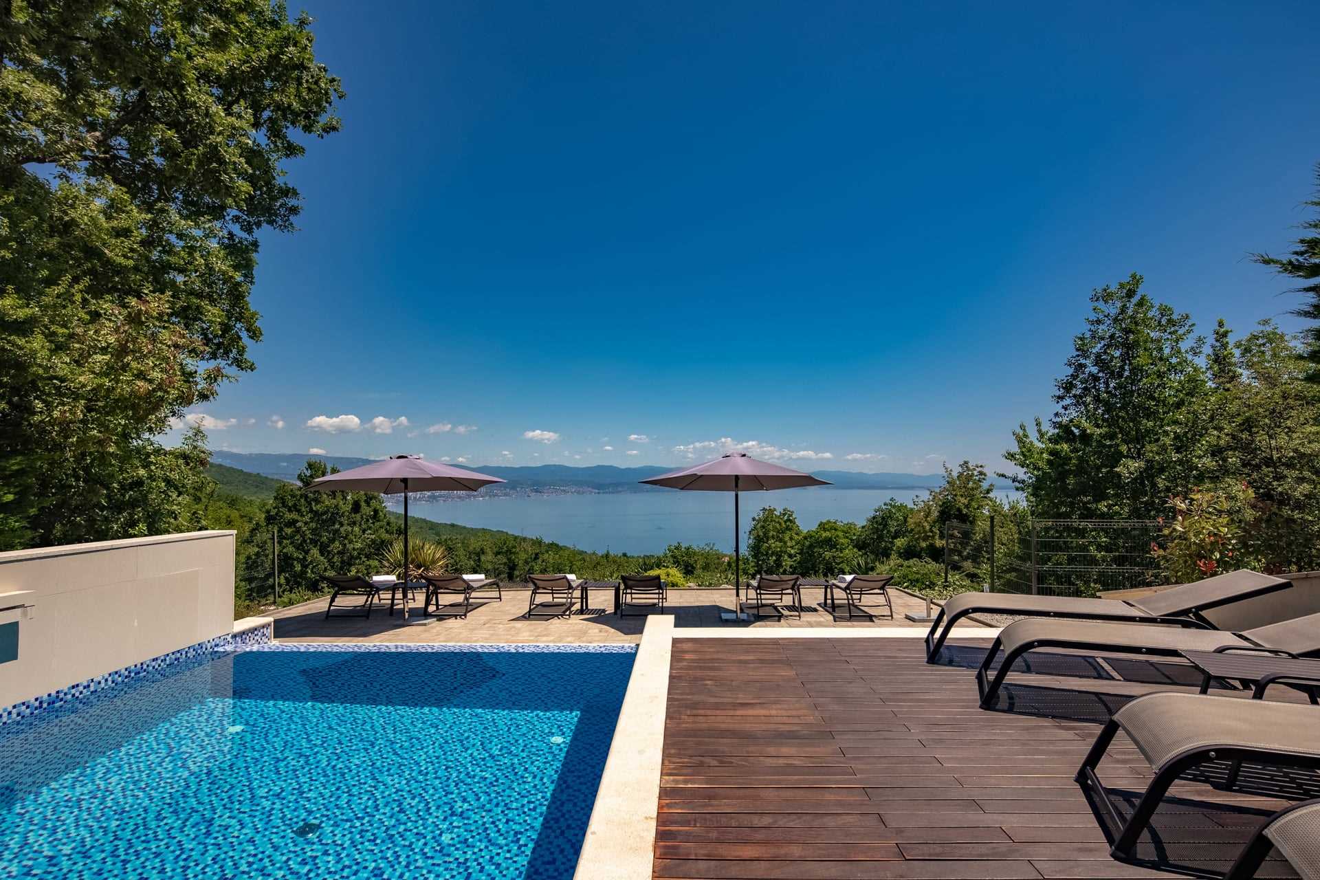 Image of Luxury Villa Aspecta with Pool