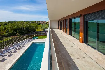 Spacious Modern Villa with Pool in Premantura