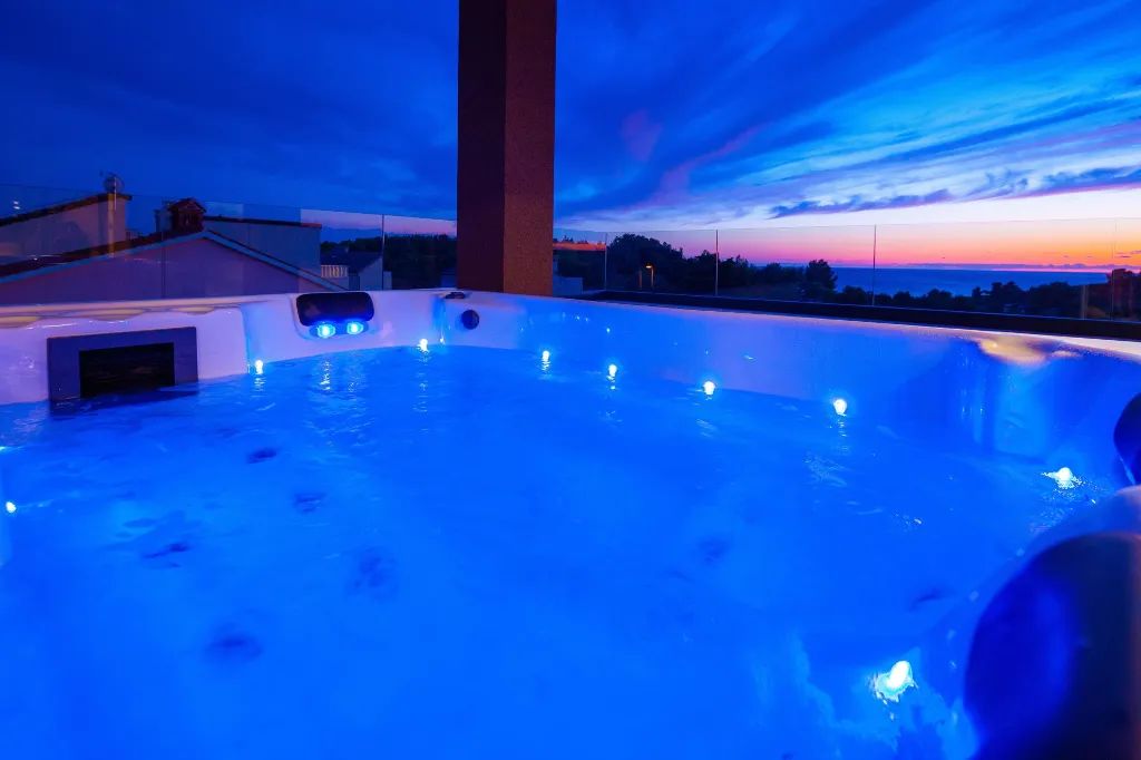 Spacious Modern Villa with Pool in Premantura