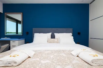 Spacious Modern Villa with Pool in Premantura