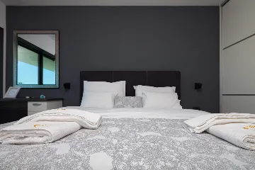 Spacious Modern Villa with Pool in Premantura