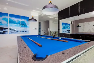 Spacious Modern Villa with Pool in Premantura