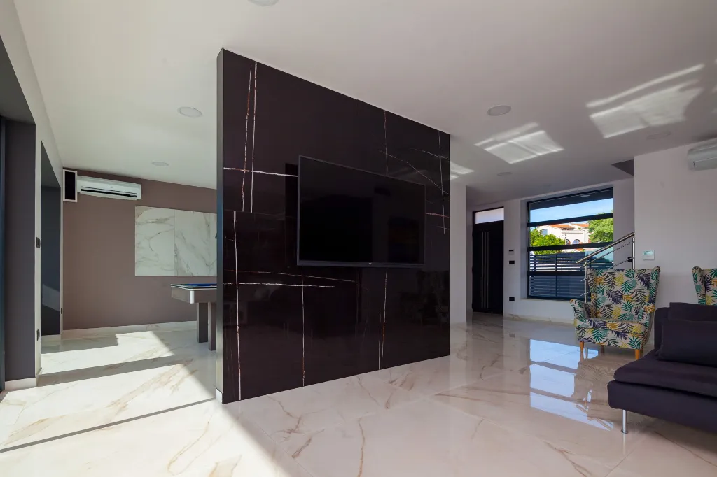 Spacious Modern Villa with Pool in Premantura
