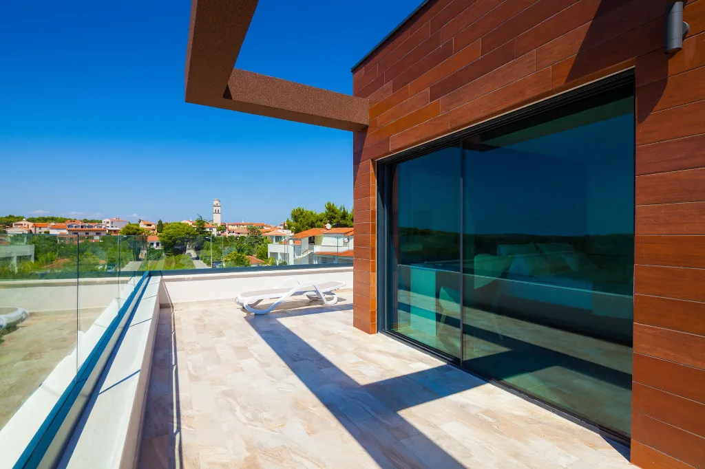 Family Villa with Pool in Premantura